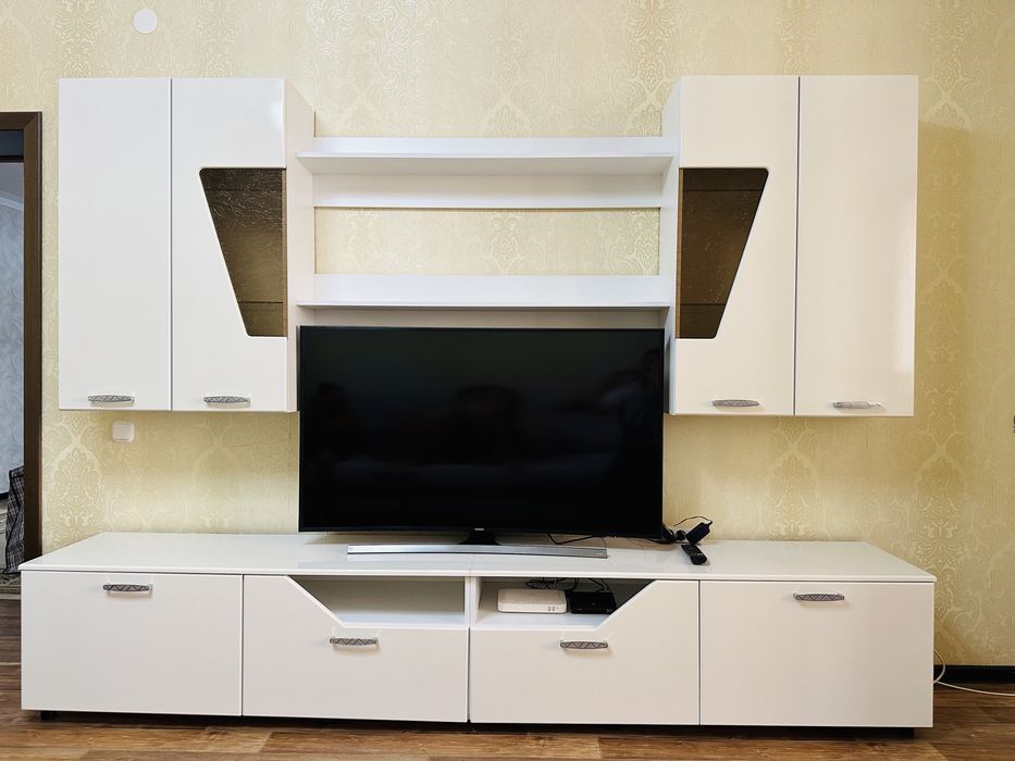 Продам гостиную в идеальном состоянии