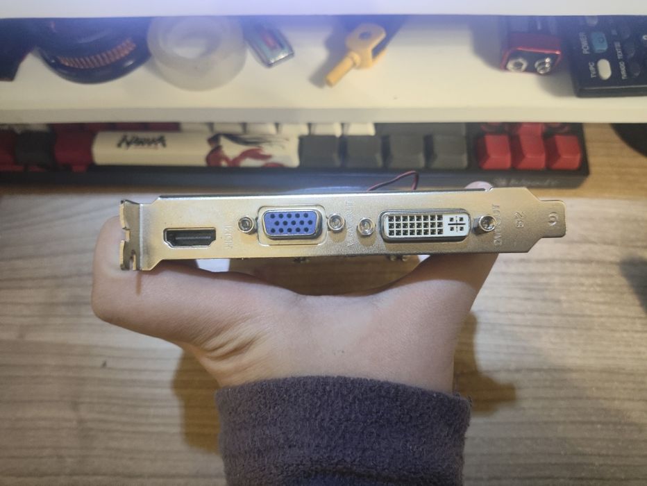 Nvidia GT 220  512mb