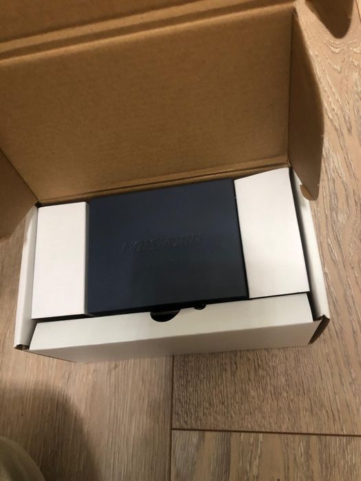 Kit videointerfon hikvision DS-KIS606-P