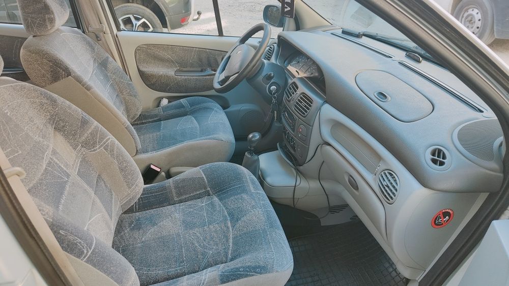 RENAULT Megane 2001 — imagine 5