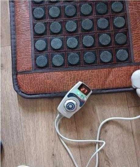 Килим Загряващ от Tурманиева Нано Керамика и Нефрит срещу Болки в Гръб