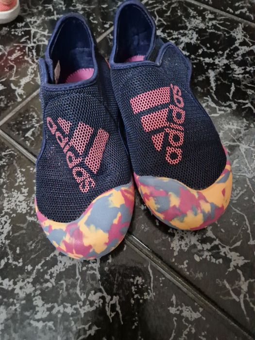 Детски адидаски за момиче