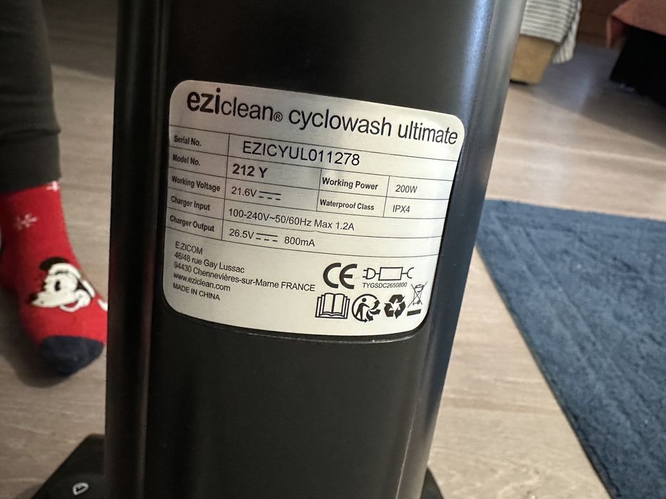 Aspirator cu mop eziclean