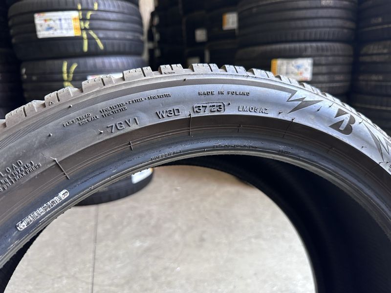 255/40/21 BRIDGESTONE 4бр