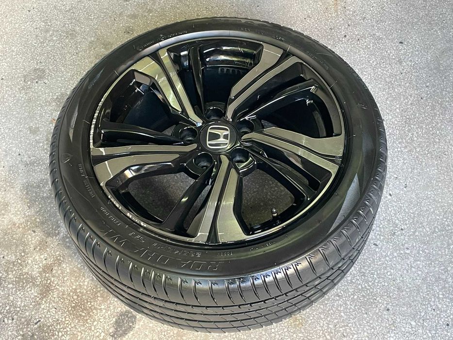 17 Оригиналнa Лята Алуминиева Джанта Honda 5 x 114,3 и Гума 2022