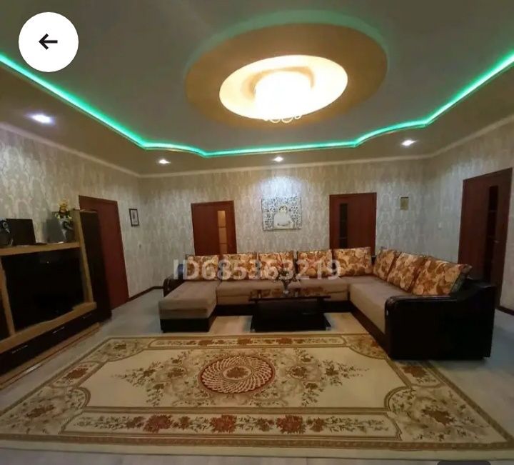 продам дом 7 комнатныи