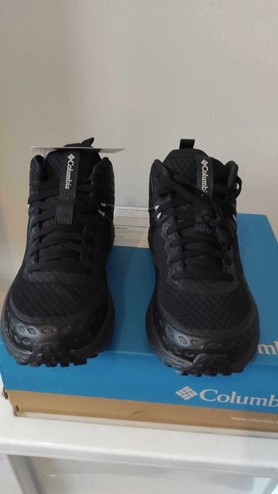 Ghete/ adidasi noi Columbia Konos Trs Outdry Mid marimea 36-37
