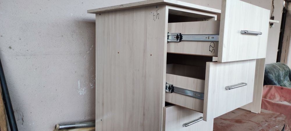 Стол компьютерный