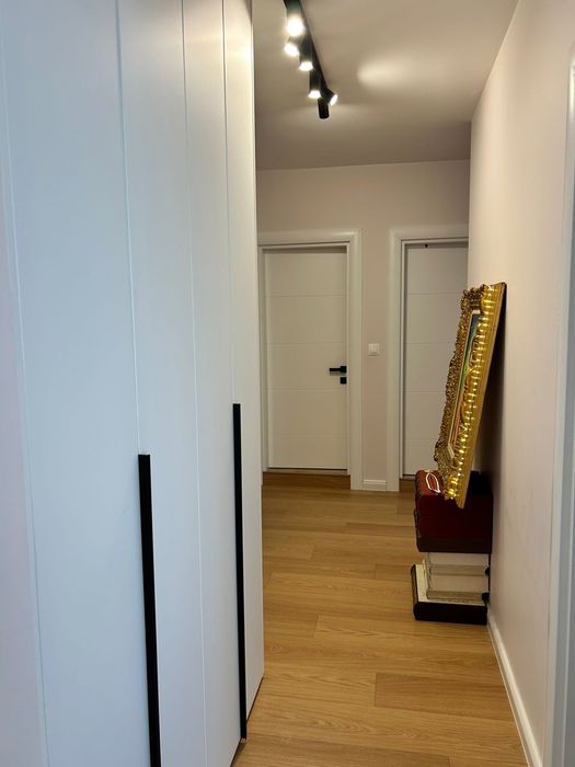 Продава се Тристаен апартамент в Пловдив, Остромила - 100 кв.м за 1199 €/кв.м - Снимка #13