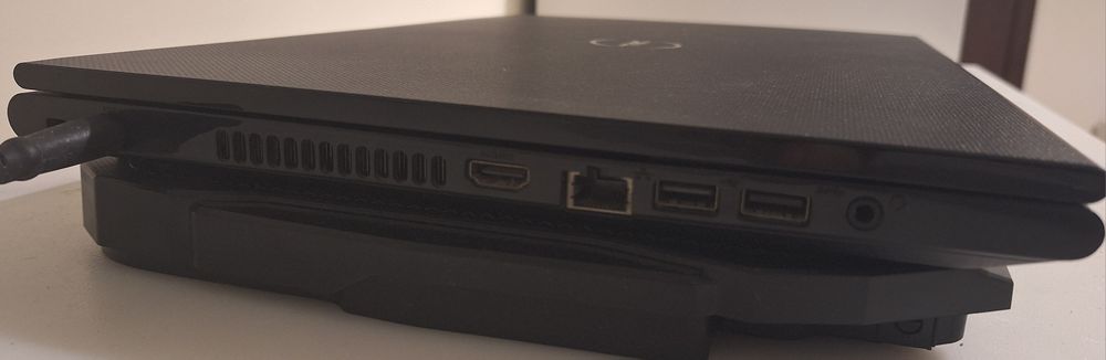 Laptop Dell Inspiron 15 3000