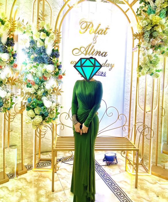 Вечерние платья.