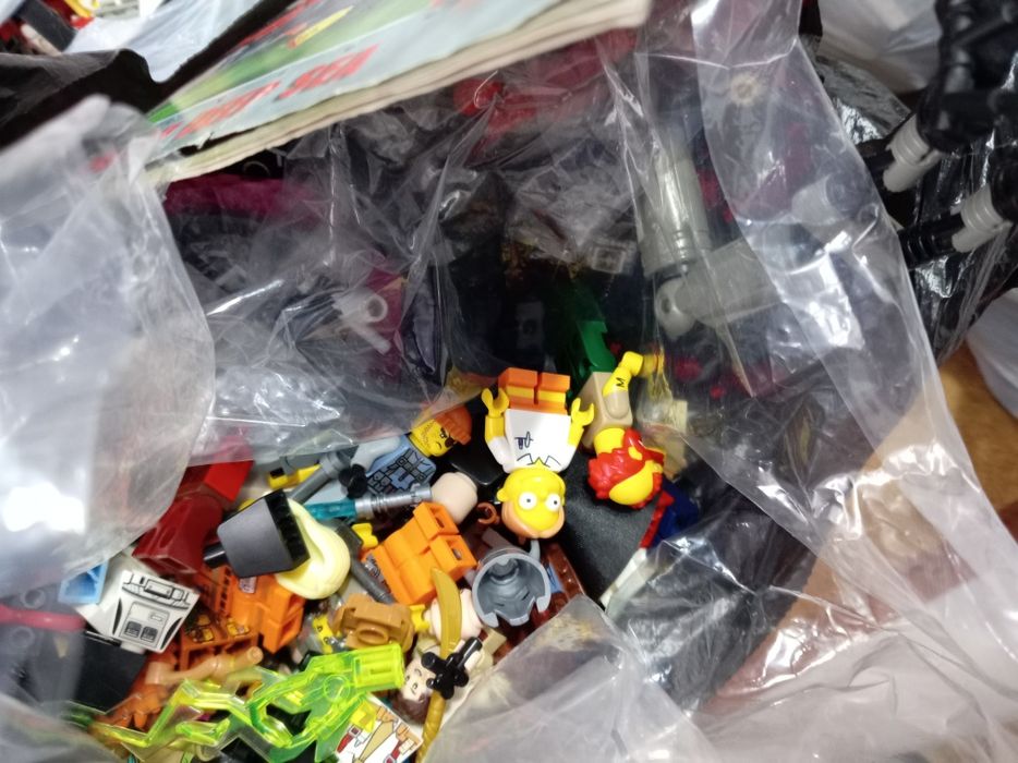 Срочно продам LEGO