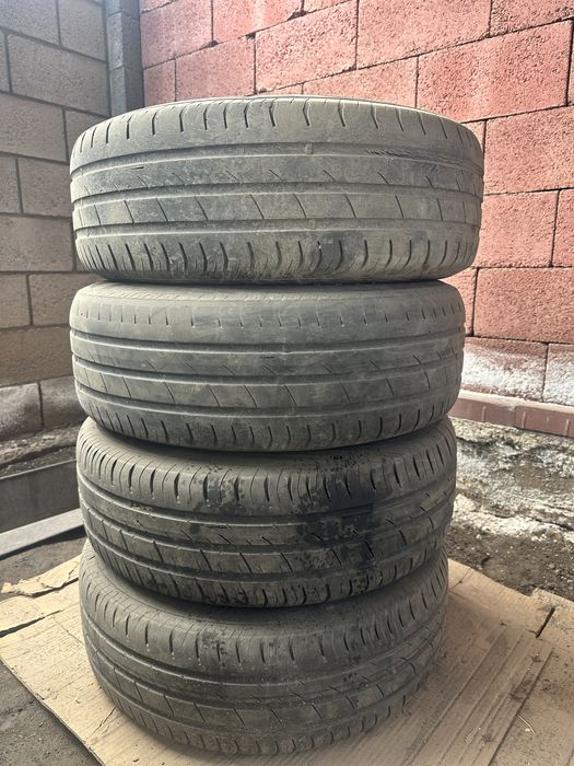 Продам комплект летних шин