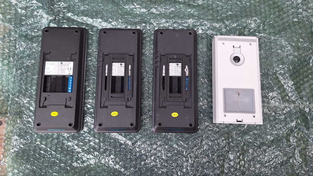 SmartWares DIC - 22132 | Video Interfon ecran color | 3 unitati int***