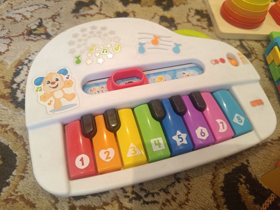 Лот играчки за дете на 2 годинки