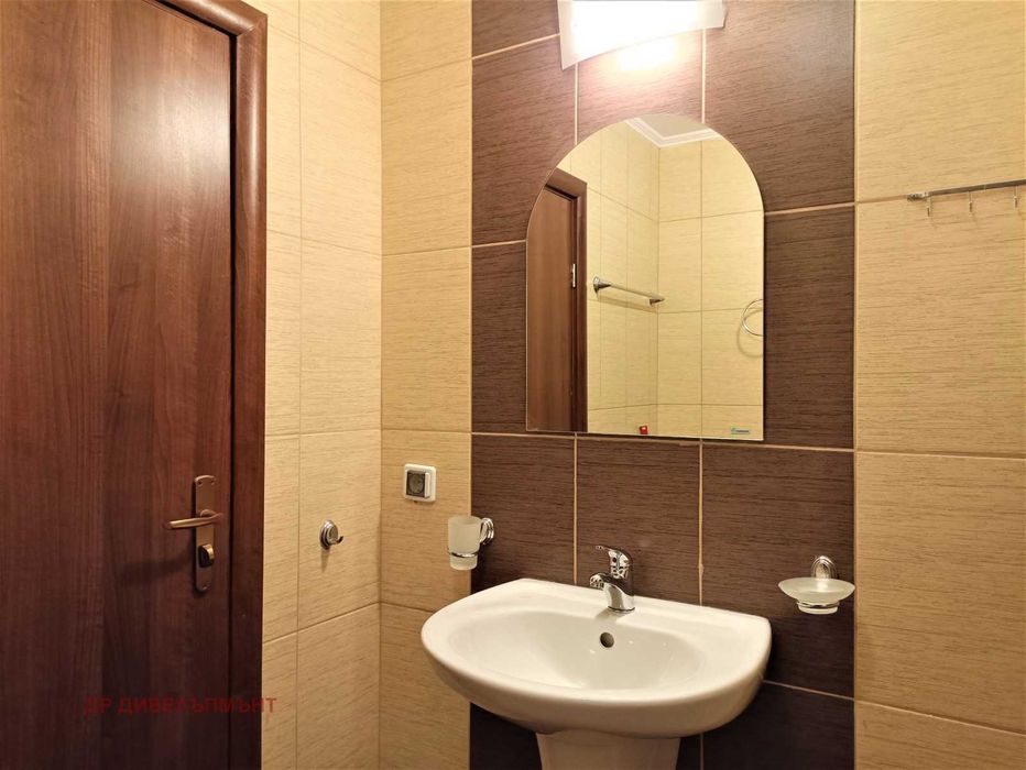 ТОП НАЕМ /  Студио с веранда на първа линия Шато дел Марина, А06