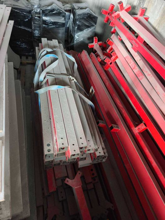 Прводавам метална конструкция тип хале 96м2 с височина 3.8 м