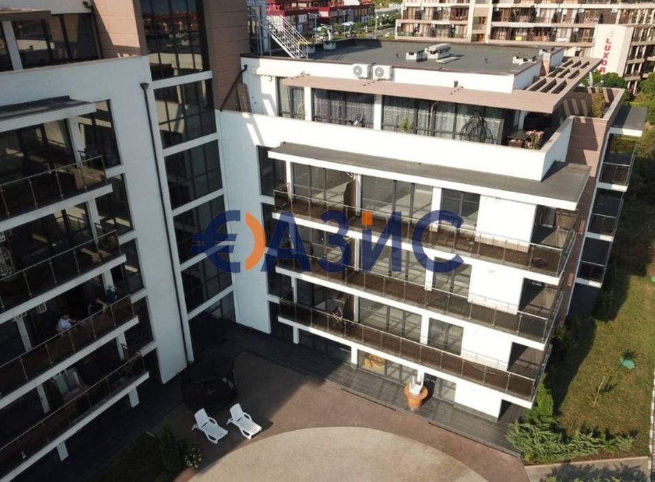 Продава се Двустаен апартамент в Свети Влас - 61 кв.м за 803 €/кв.м - Снимка #14