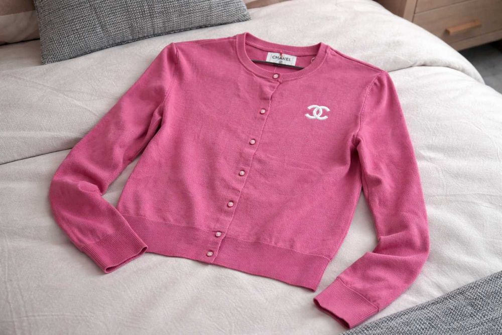 chanel розова жилетка тънка машинна плетка шанел блуза с копчета топ