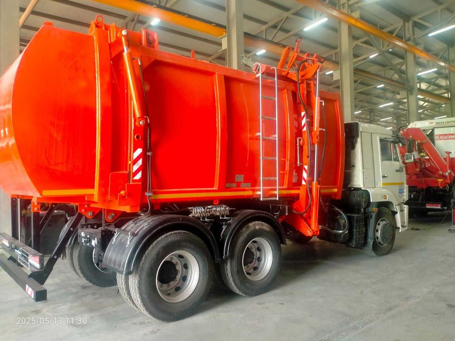 Вакуумные автоцистерны (навесное оборудование)