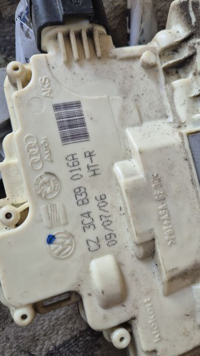 Оригинални брави за Vw Паса 6 2005- 2010г