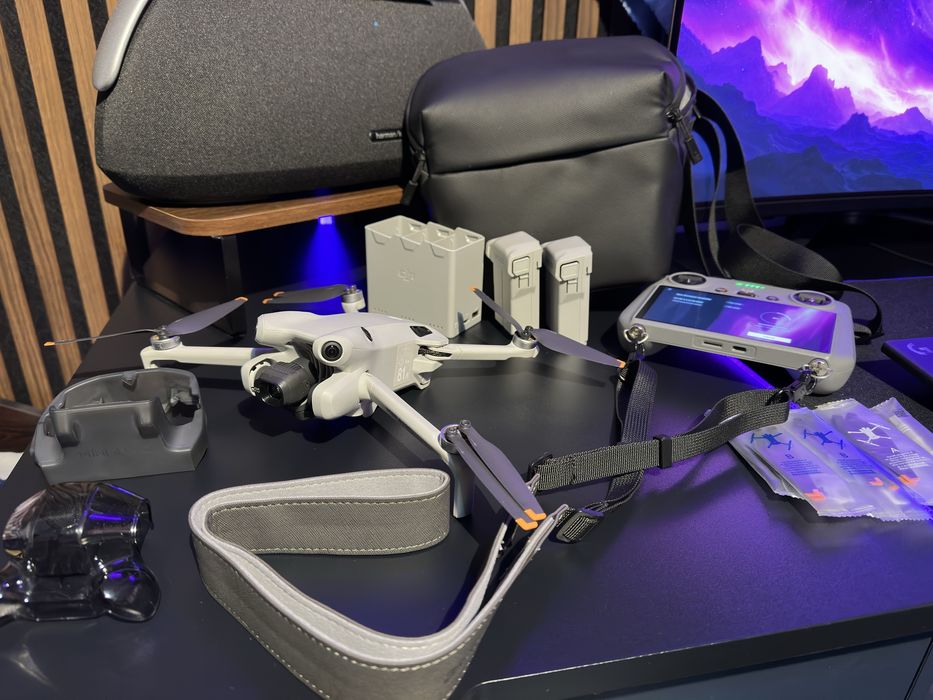 Дрон DJI mini 4 pro