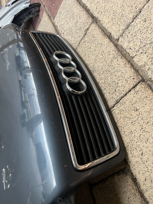 Капот ауди с4  привозной