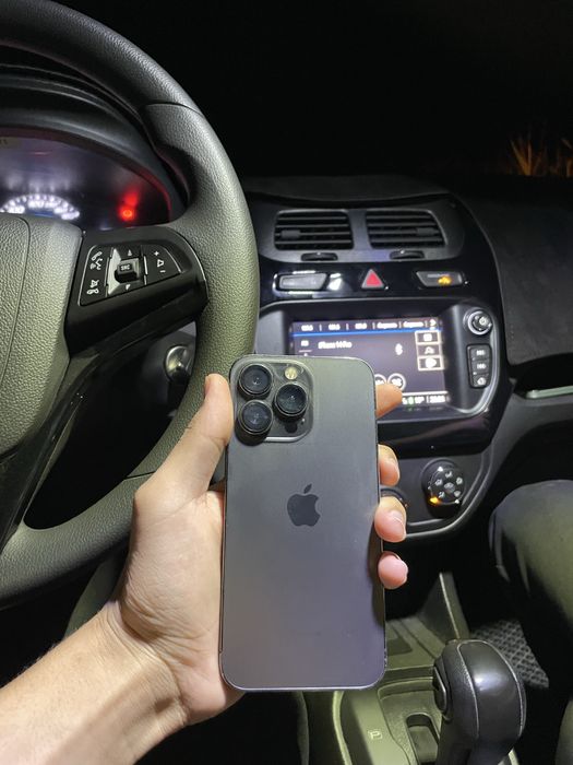 Iphone 13 pro Holati ideal srochni satiladi