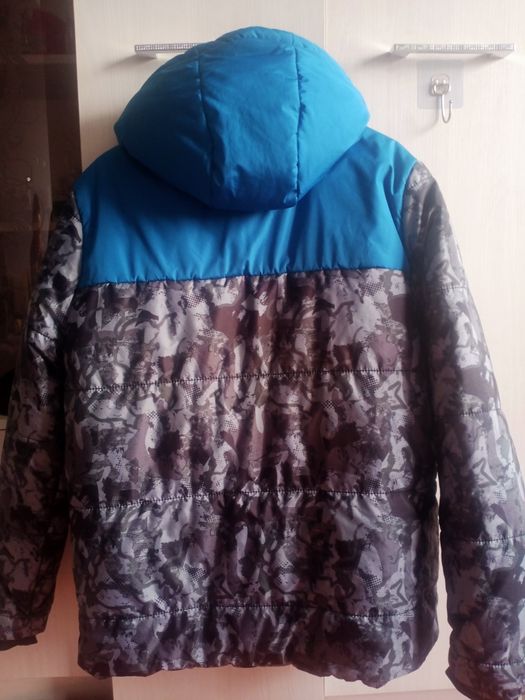 Зимняя куртка, размер L