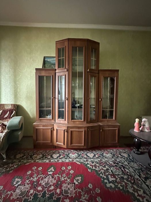Продам диван шкаф тумбочка стенка для посудыдля одежды в нормальном со