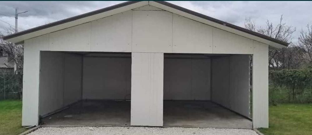 Vindem cabane din lemn