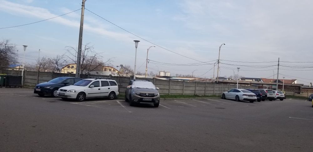 PROPRIETAR Vand apartament in ZONA TARG SEVERIN decomandat 2 camere