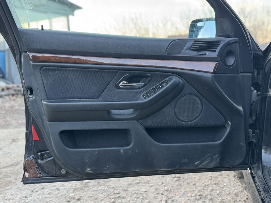 BMW E39 525d 163к.с  седан НА ЧАСТИ