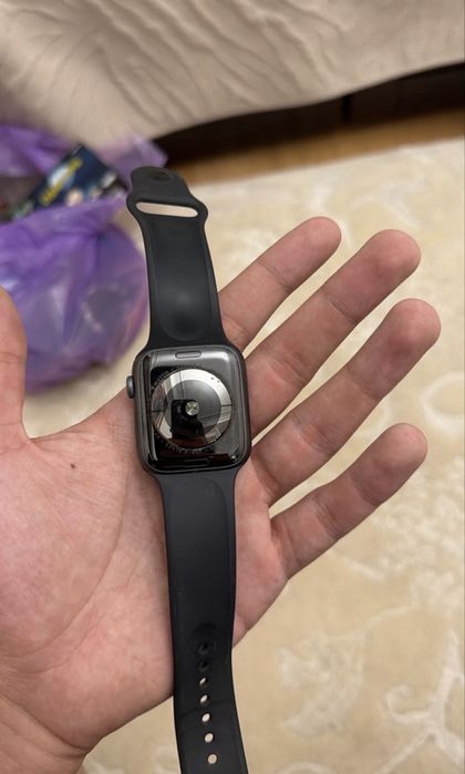Смарт часы Apple Watch 4