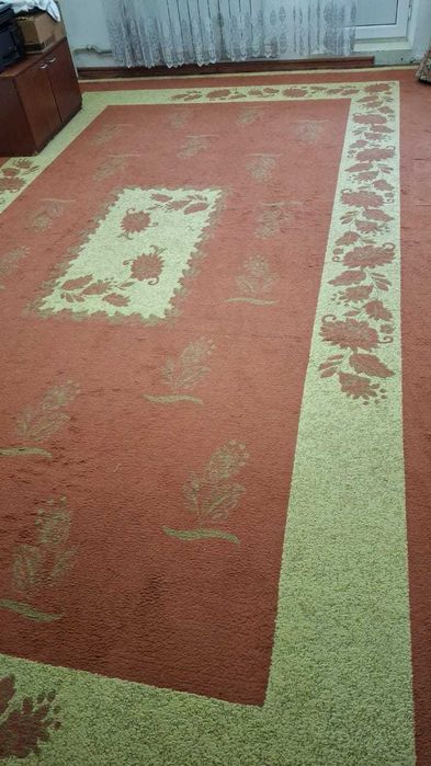 Ковёр 5 000 тг.  3*5 б/у