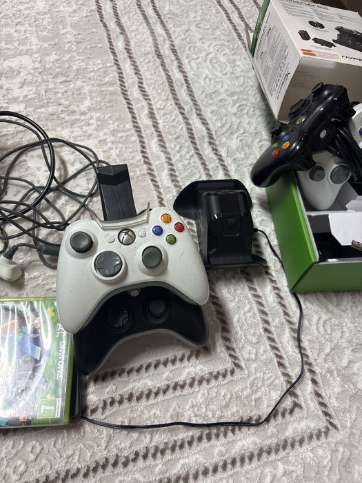 Xbox 360 modat cu jocuri si kinect