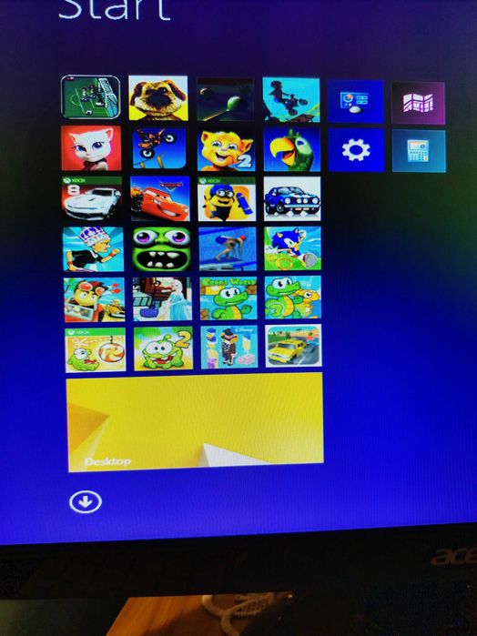 Calculator ASUS gaming cu monitor,tastatura,mouse,boxe si cabluri