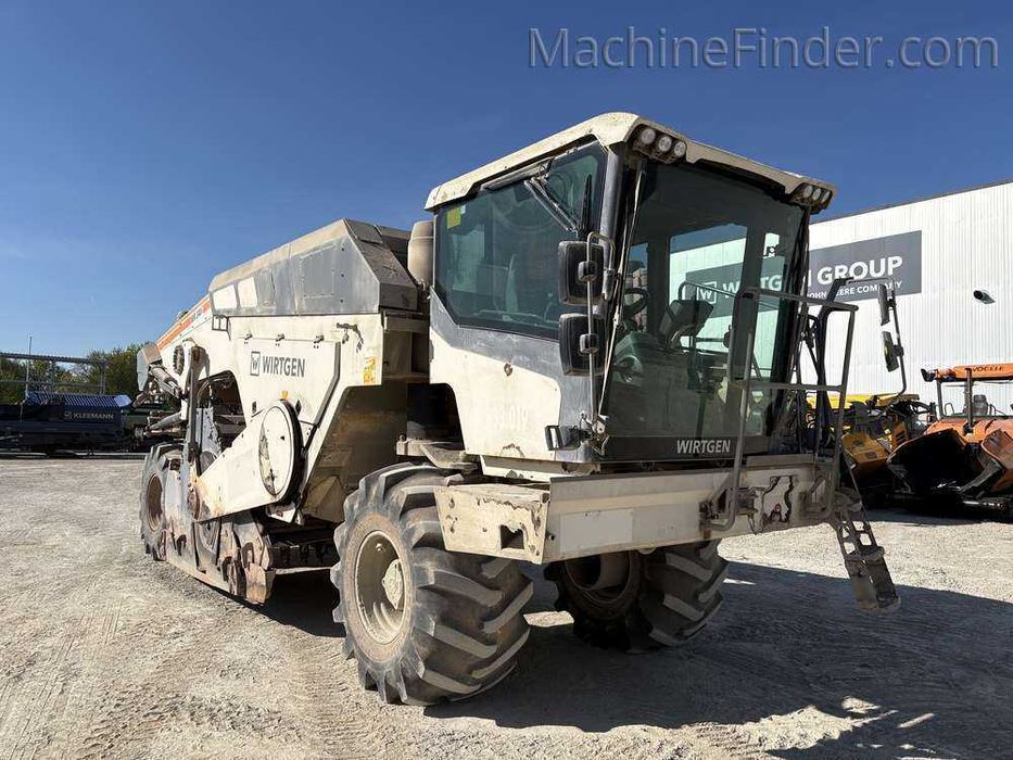 Ресайклер/ Стабилизатор грунта WIRTGEN WR240i 2017