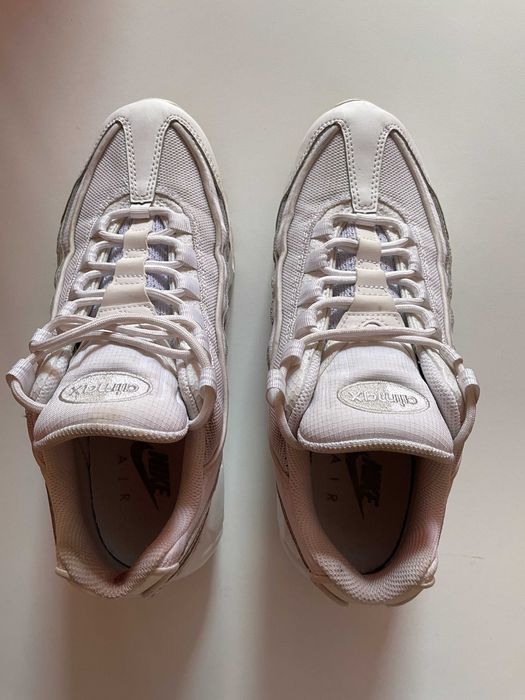 NIKE AIR MAX 95 ESSENTIAL | Найк Кецове 95