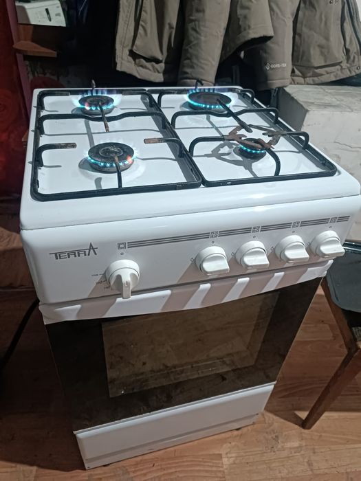 Газ Плита с балоном и редуктором