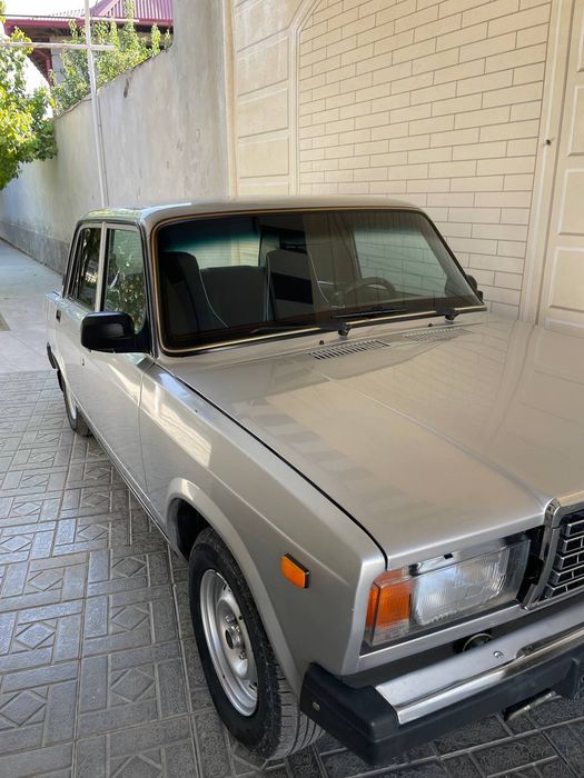 Jiguli sotiladi 2107