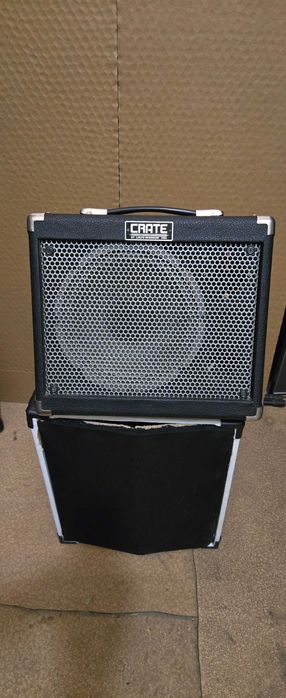 Два китарни  усилвателя CRATE  ,  MARSHALL