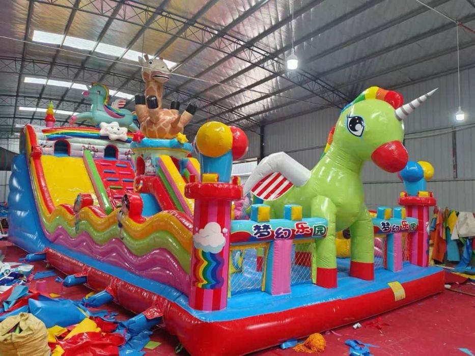 Батут надувной новый