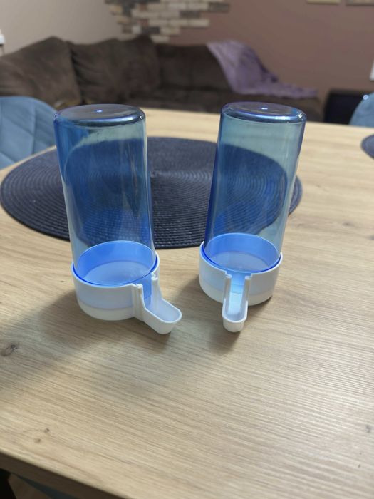 Хранилки и поилки за клетка