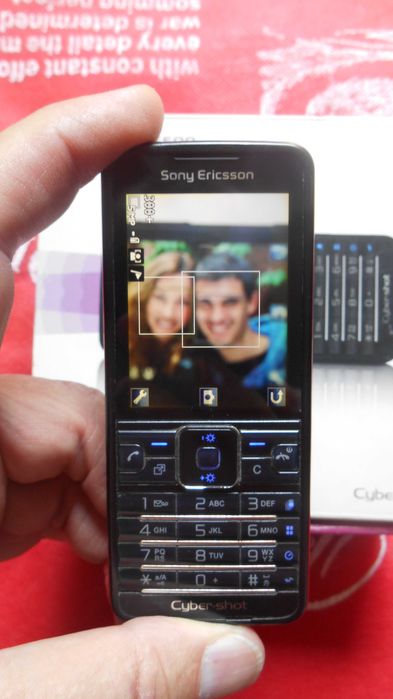 Продаеться Sony Ericcson C901 FUII Komplect.