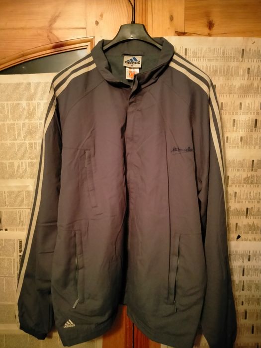 Продам спортивную одежду