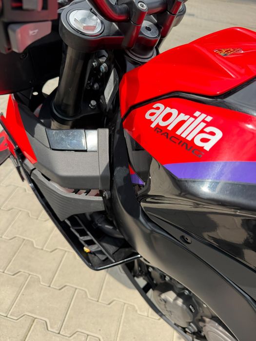 Vând Aprilia touno 125 pentru A1 ( 16 ani)