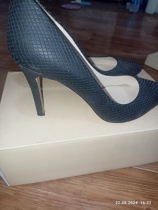 Продам туфли, одевались несколько раз