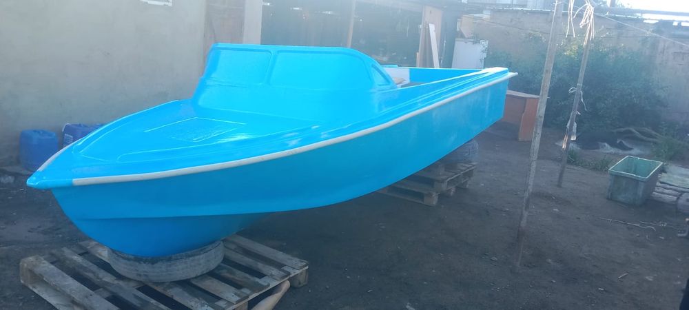 Лодка Прогресс-4.