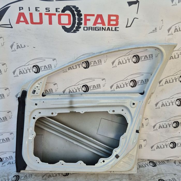 Usa dreapta fata Volvo V40 an 2012-2013-2014-2015-2016-2017-2018-2019